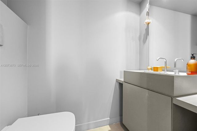 9 Island Avenue 2207, Miami Beach, FL 33139