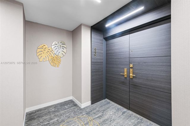 9 Island Avenue 2207, Miami Beach, FL 33139