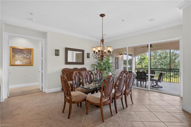 3177 Aviamar CIR 202, Naples, FL 34114