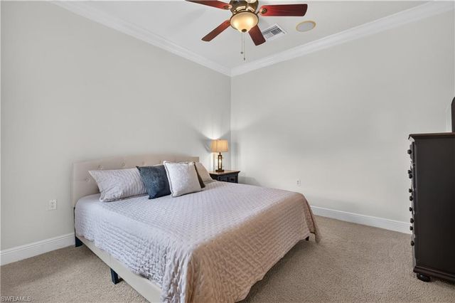 3177 Aviamar CIR 202, Naples, FL 34114