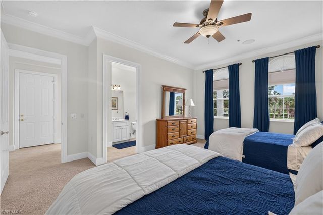 3177 Aviamar CIR 202, Naples, FL 34114