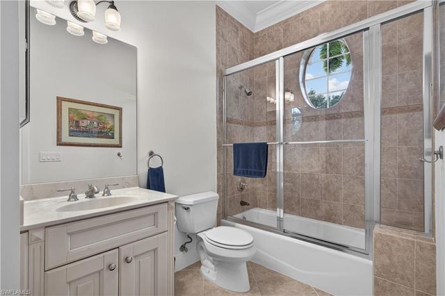 3177 Aviamar CIR 202, Naples, FL 34114