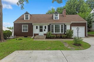 3316 W 75th Street, Prairie Village, KS 66208