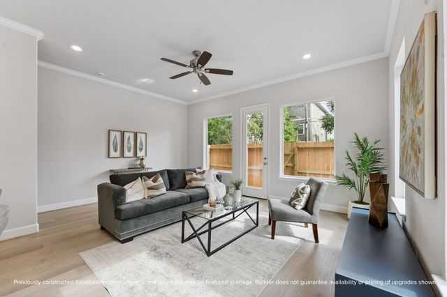 5668 Nolda Street, Houston, TX 77007