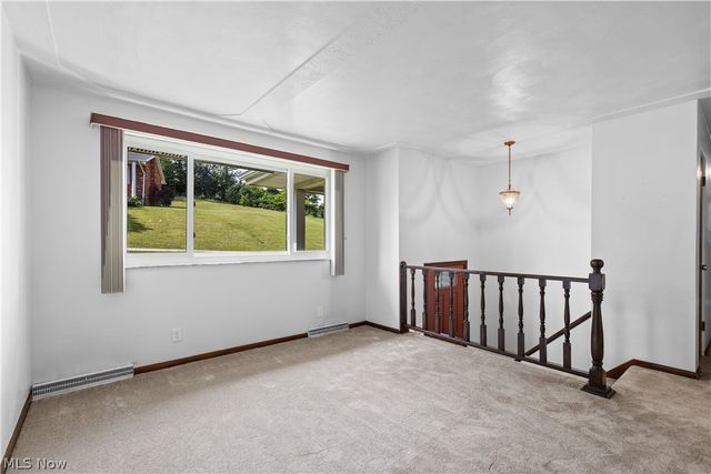 791 N Overlook Drive, Wintersville, OH 43953