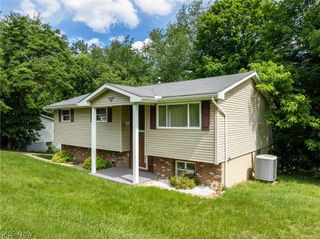 791 N Overlook Drive, Wintersville, OH 43953