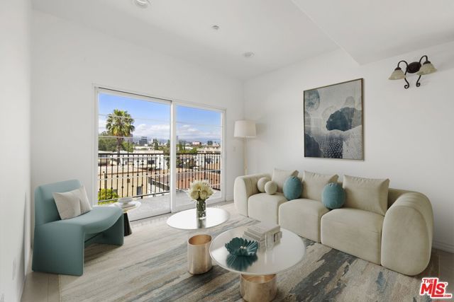 8555 Cashio Street PH 4, Los Angeles, CA 90035