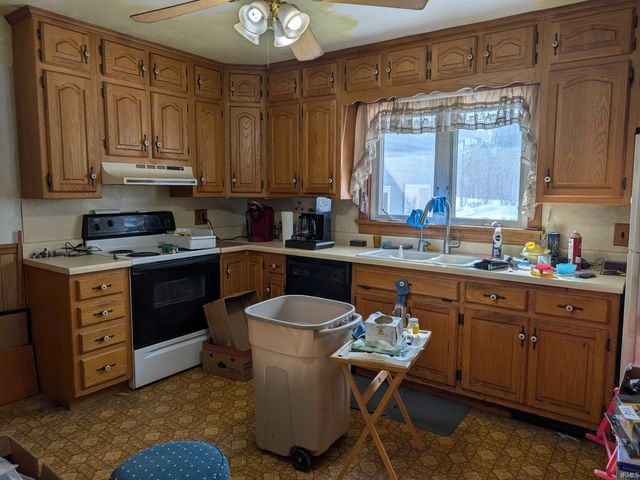 11050 NW Winchester Road, Decatur, IN 46733