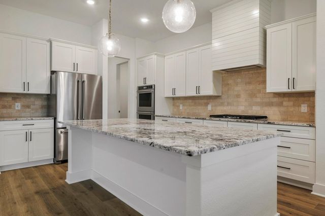 5629 Marigold Mile Drive, Magnolia, TX 77354