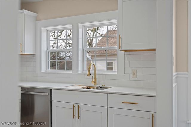 2222 S Q Street, Fort Smith, AR 72901