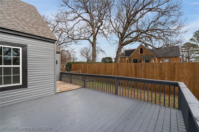 2222 S Q Street, Fort Smith, AR 72901