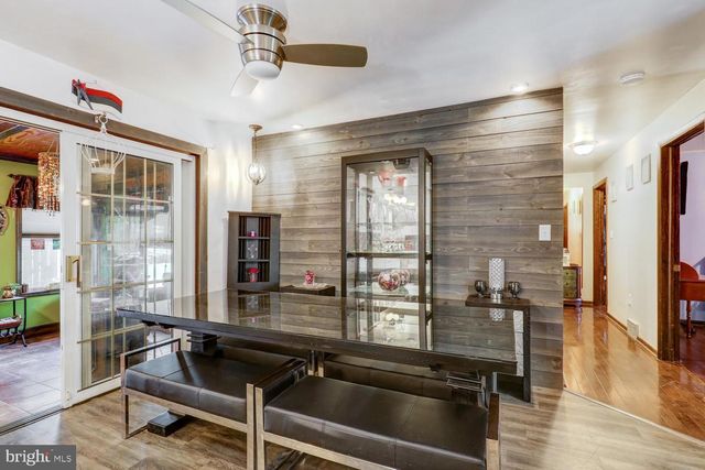 912 PERRY RD, Lititz, PA 17543