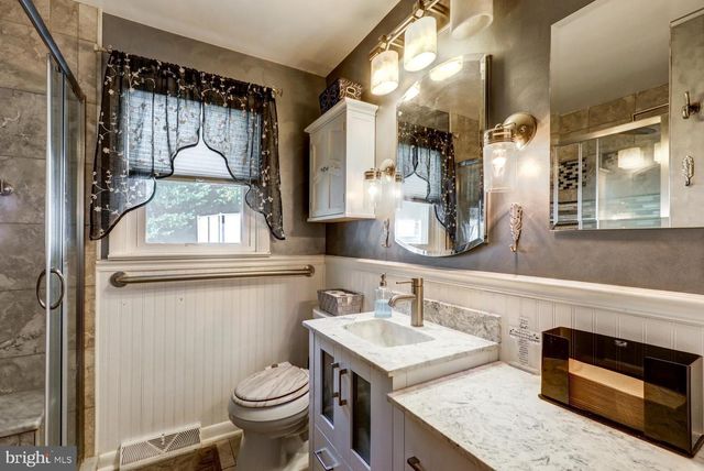 912 PERRY RD, Lititz, PA 17543