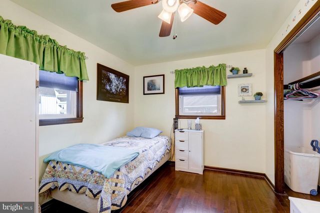 912 PERRY RD, Lititz, PA 17543