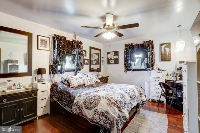 912 PERRY RD, Lititz, PA 17543