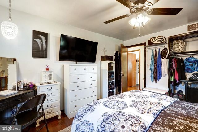 912 PERRY RD, Lititz, PA 17543