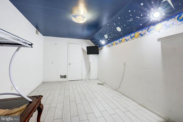 912 PERRY RD, Lititz, PA 17543