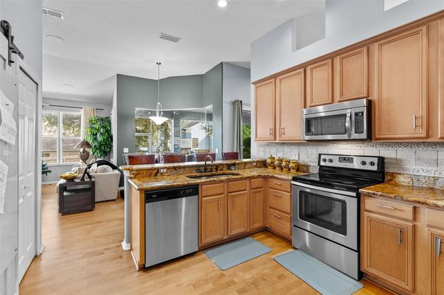 1381 SHELTER ROCK ROAD, Orlando, FL 32835