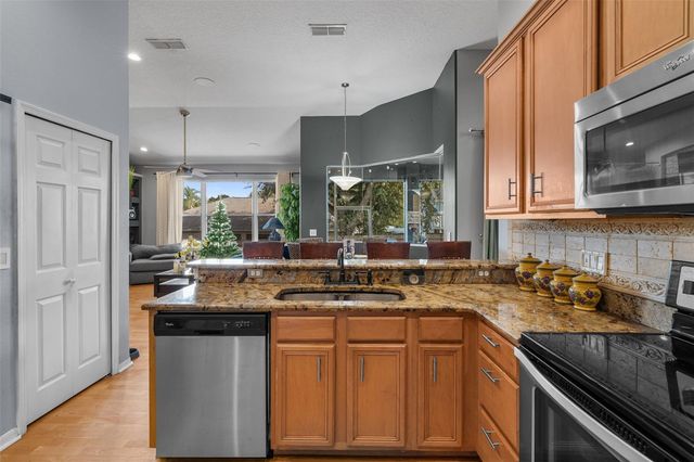 1381 SHELTER ROCK ROAD, Orlando, FL 32835