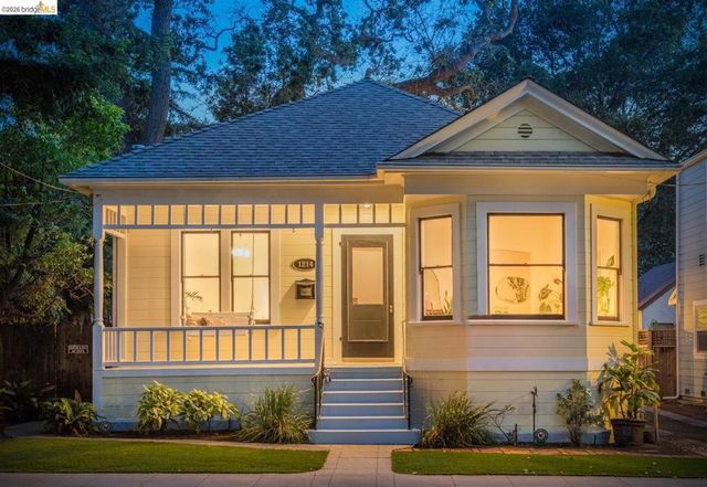 1214 Estudillo St, Martinez, CA 94553