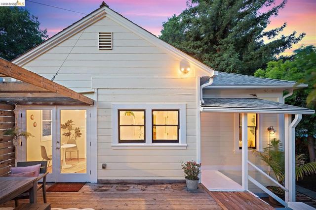 1214 Estudillo St, Martinez, CA 94553