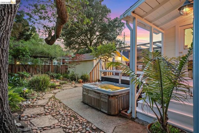 1214 Estudillo St, Martinez, CA 94553