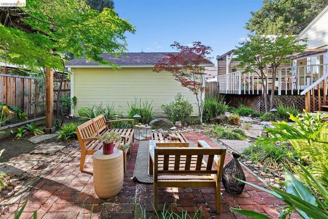 1214 Estudillo St, Martinez, CA 94553