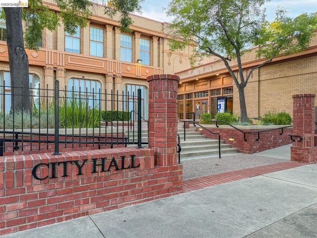 1214 Estudillo St, Martinez, CA 94553