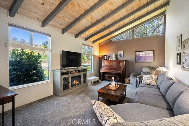 4375 Via Ventura, Red Bluff, CA 96080