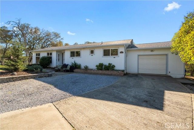 4375 Via Ventura, Red Bluff, CA 96080