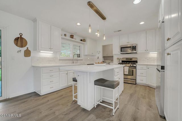 3342 Weatherford Court, Simi Valley, CA 93063