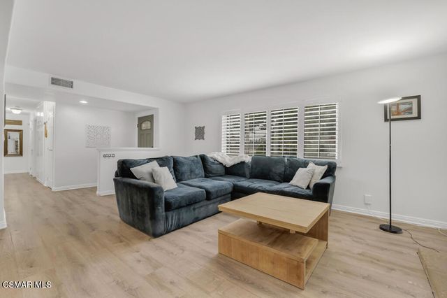 3342 Weatherford Court, Simi Valley, CA 93063