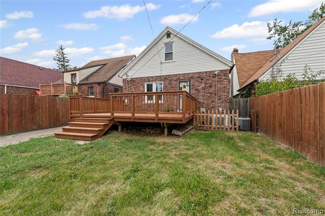 18940 San Juan Drive, Detroit, MI 48221