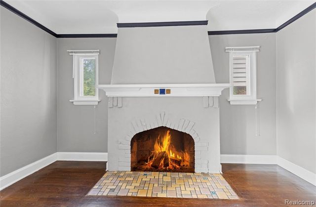 18940 San Juan Drive, Detroit, MI 48221