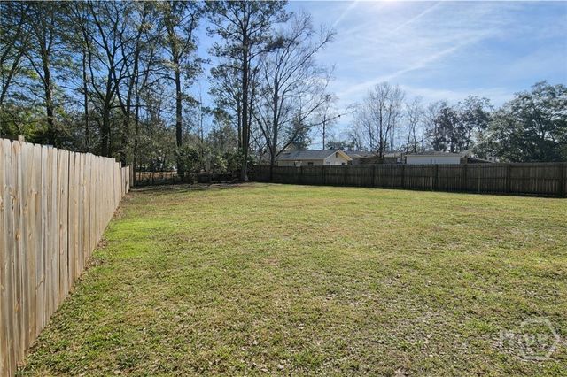 231 Holiday Circle, Savannah, GA 31419