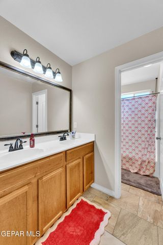 14608 MEADOW LAWN, El Paso, TX 79938