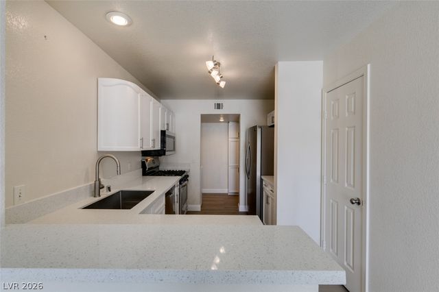 8476 Indigo Sky Avenue, Las Vegas, NV 89129