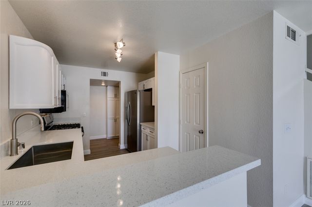 8476 Indigo Sky Avenue, Las Vegas, NV 89129