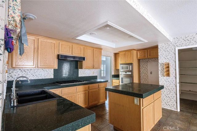 20667 Bakal, Riverside, CA 92508