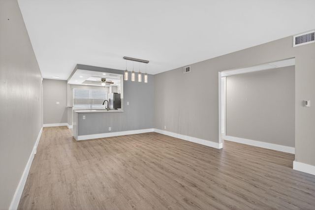 2102 Lucaya Bend A3, Coconut Creek, FL 33066