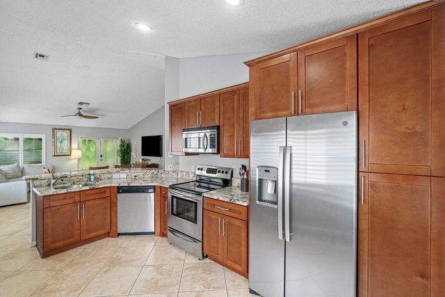 3703 S LANCEWOOD Place, Delray Beach, FL 33445