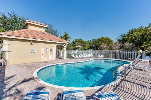 3703 S LANCEWOOD Place, Delray Beach, FL 33445