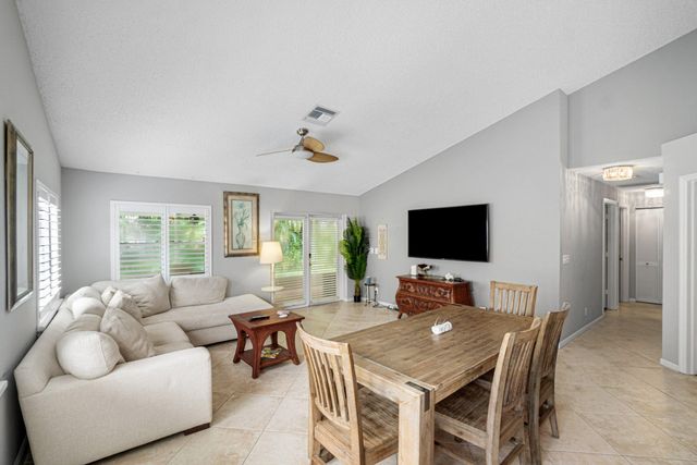 3703 S LANCEWOOD Place, Delray Beach, FL 33445