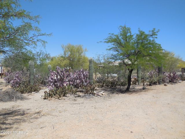 3950 S Deaver Road, Tucson, AZ 85735