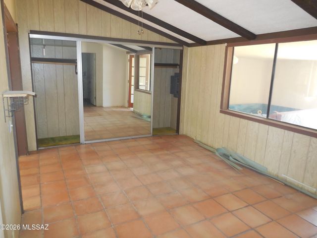 3950 S Deaver Road, Tucson, AZ 85735
