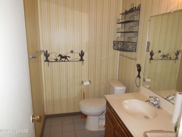 3950 S Deaver Road, Tucson, AZ 85735