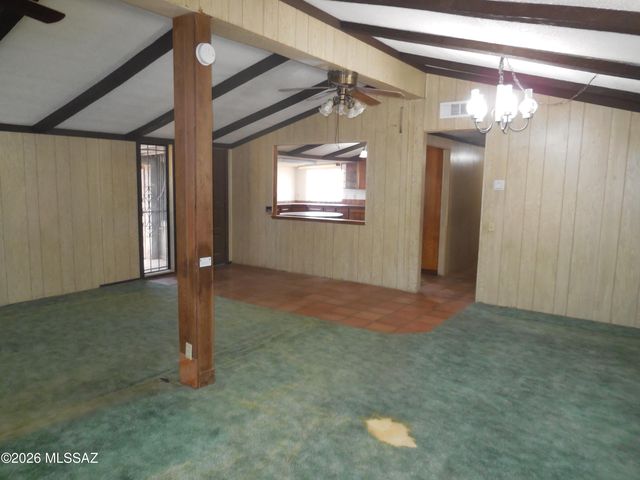 3950 S Deaver Road, Tucson, AZ 85735