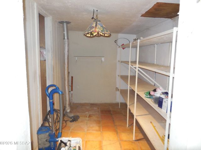 3950 S Deaver Road, Tucson, AZ 85735