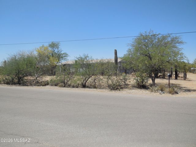 3950 S Deaver Road, Tucson, AZ 85735