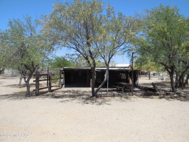 3950 S Deaver Road, Tucson, AZ 85735
